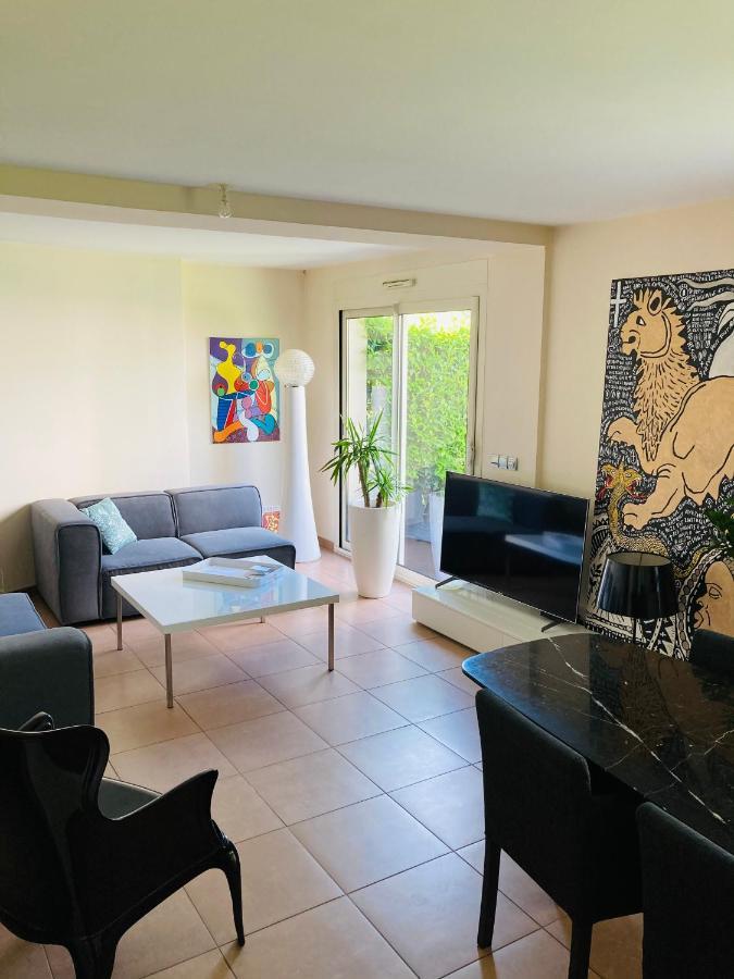 A Deux Pas Du Lac Et Ville Apartment Анси Екстериор снимка