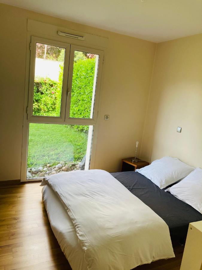 A Deux Pas Du Lac Et Ville Apartment Анси Екстериор снимка